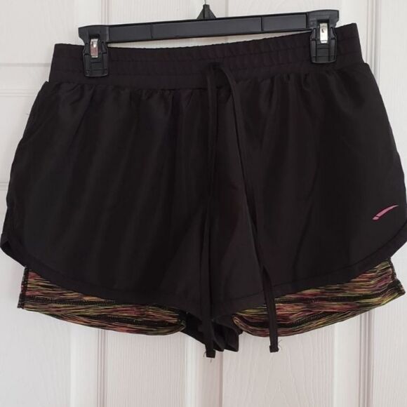 L.A Gear short   - Picture 1 of 6